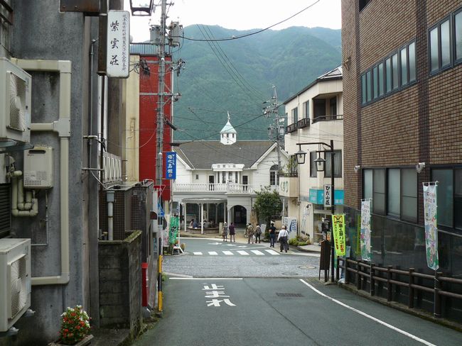 ���C����F������