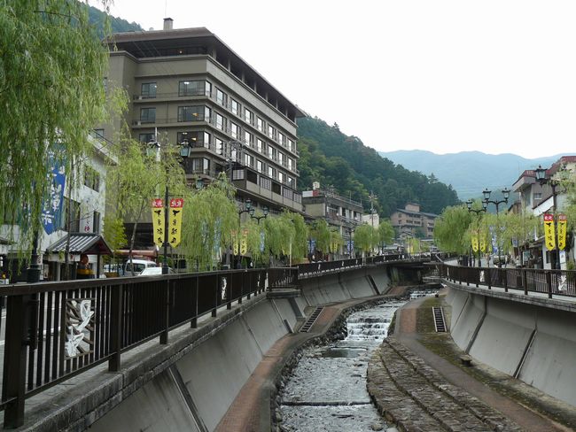 ���C����F������