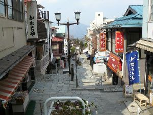 �ɍ��ۉ���